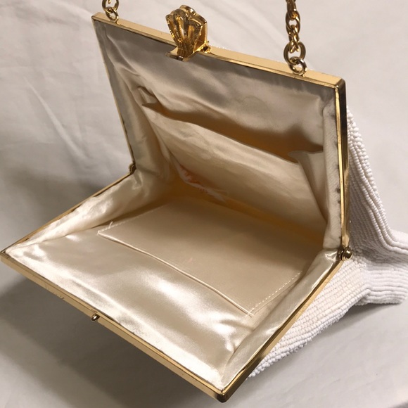 π Walborg hand-beaded micro seed evening clutch - Picture 2 of 4